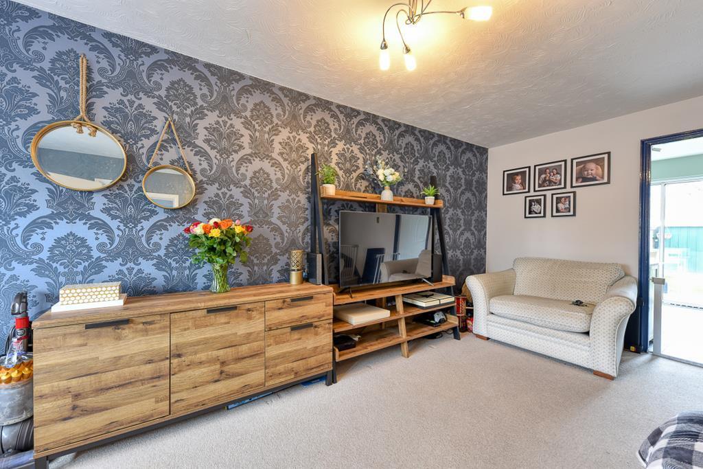 Fmc56syncUuZe_wAL_I4pg.jpg