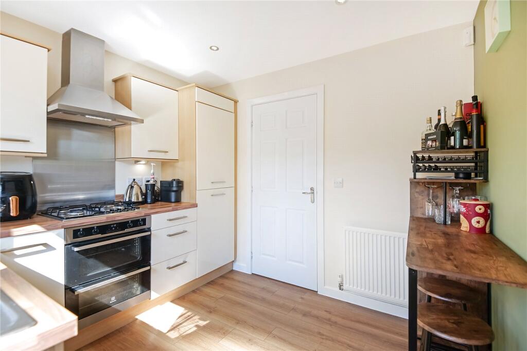 Breakfasting Kitchen