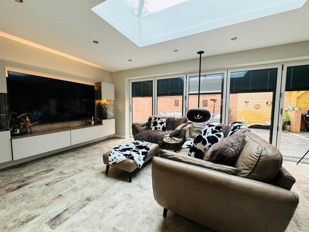 Sun Lounge Extention