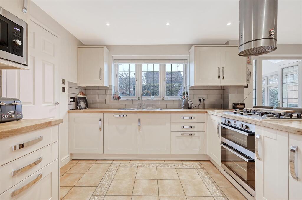 img_4931_21 copy.jpg