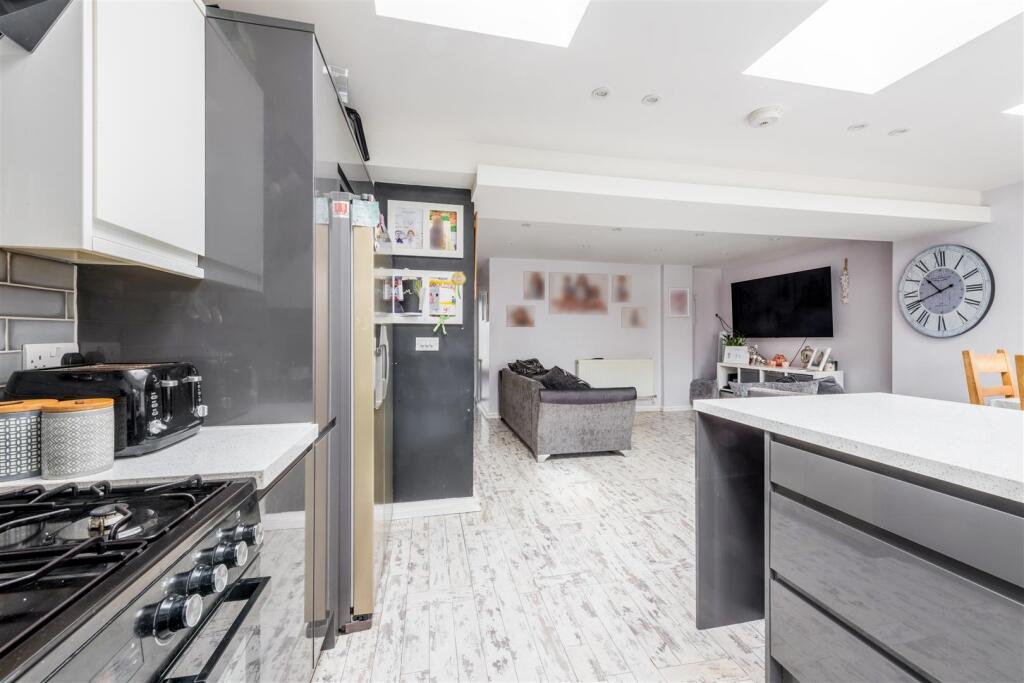 14 Upper Kingston Lane-5.jpg