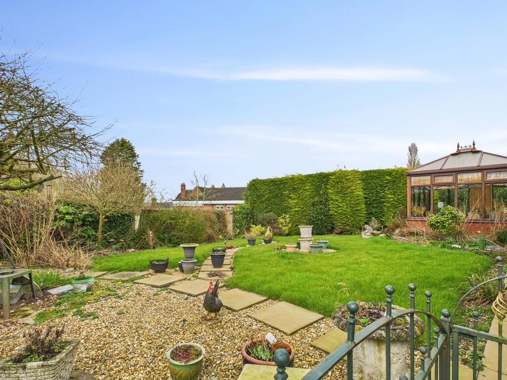 CAM03582G0-PR0082...