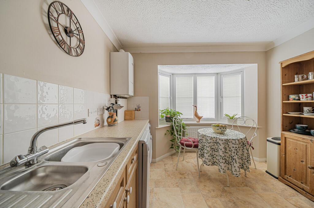 1347021-24-68c066...