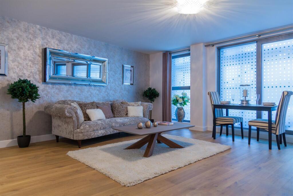 Curvy- Living- Sofa, Table.jpg