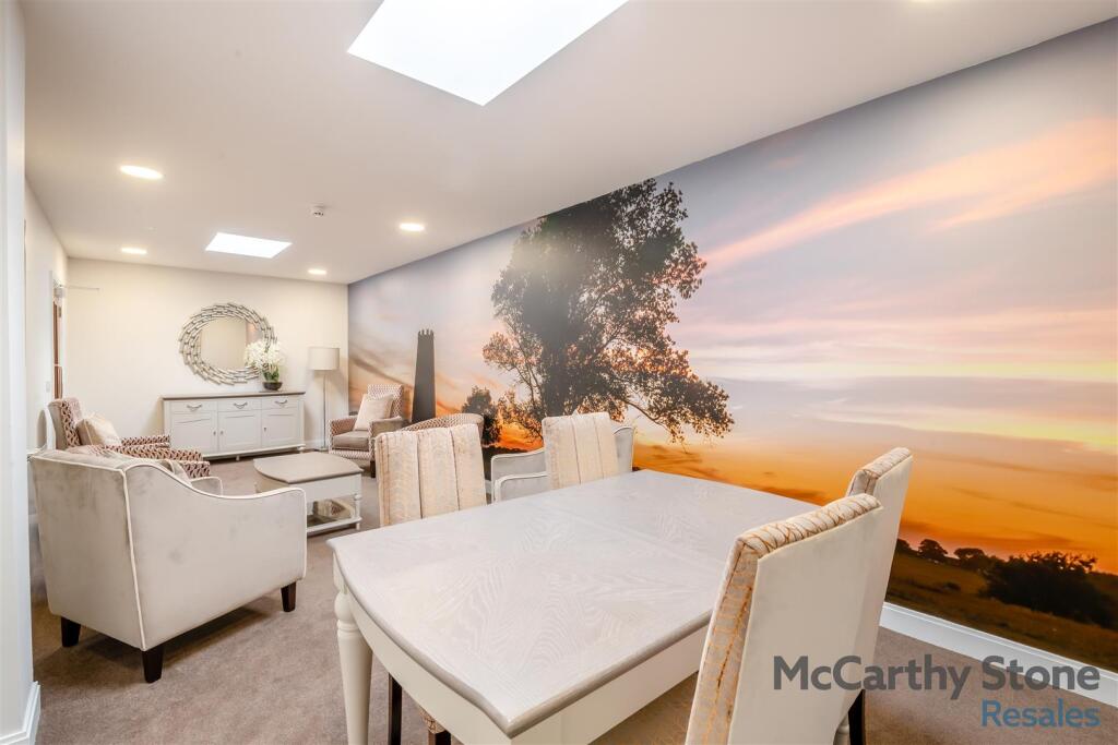 8639950-interior03.jpg