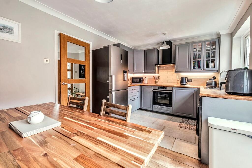 Kitchen / Diner