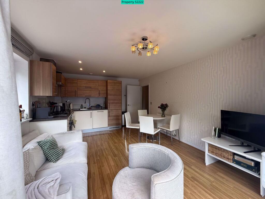 Living Room / Kitchen