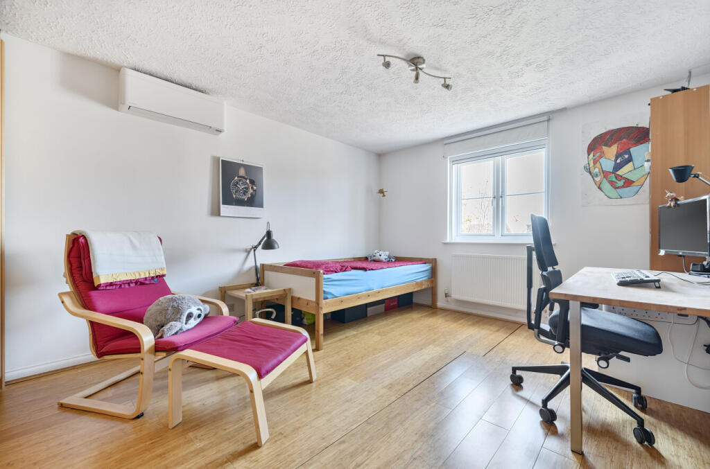 1326476-14-687a4c...