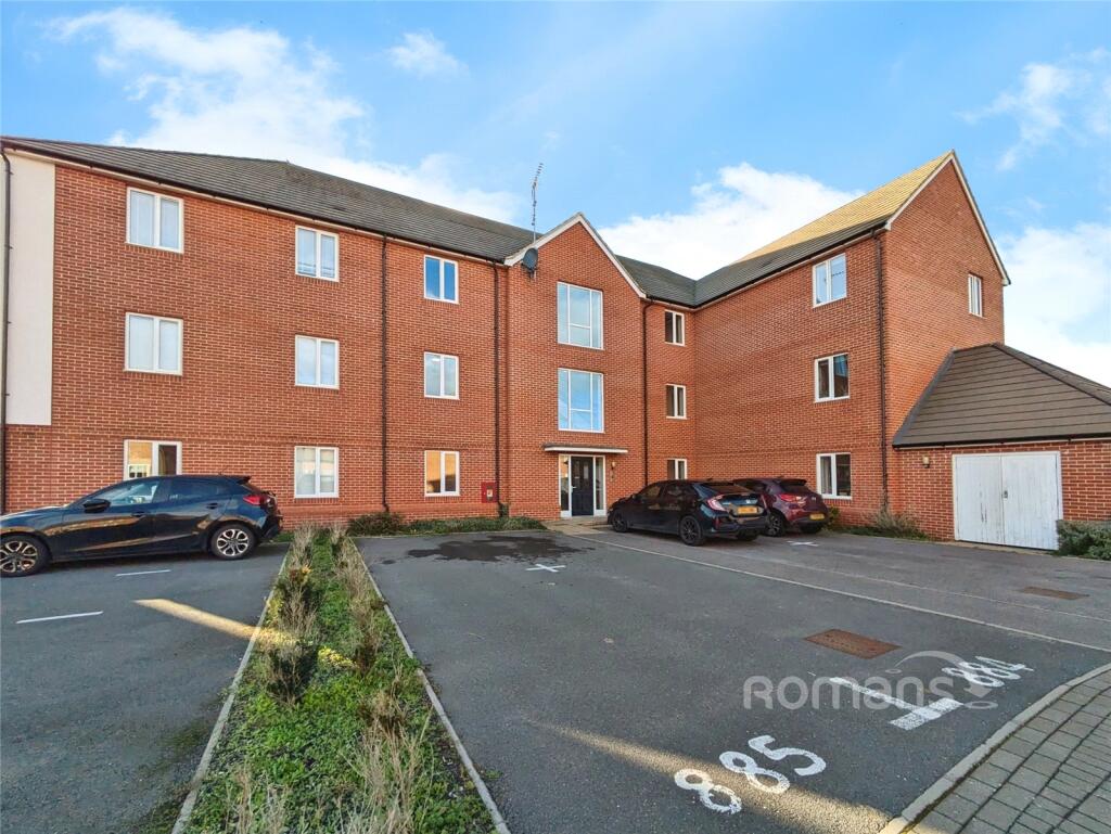 Bolton Drive, Shinfield, Reading