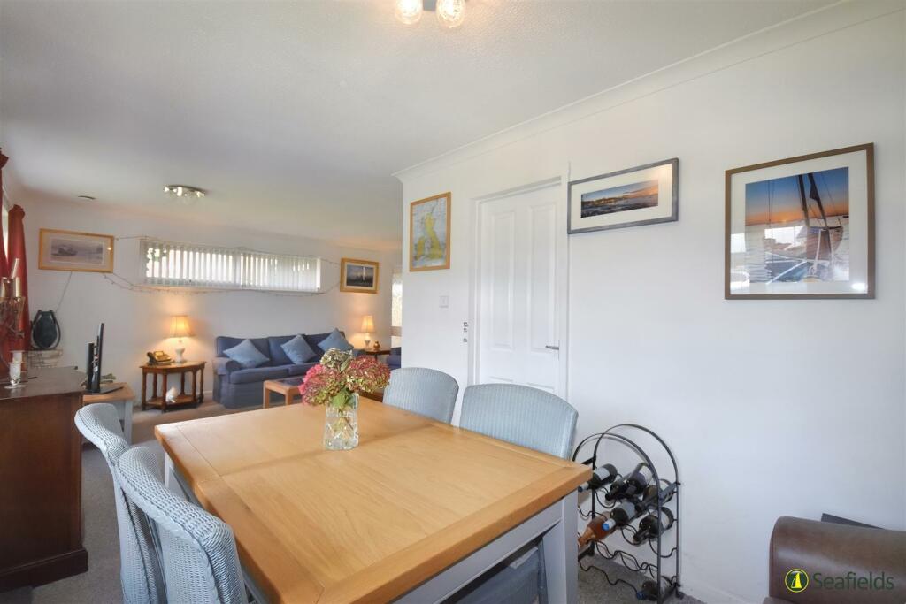 Dining Area.jpg