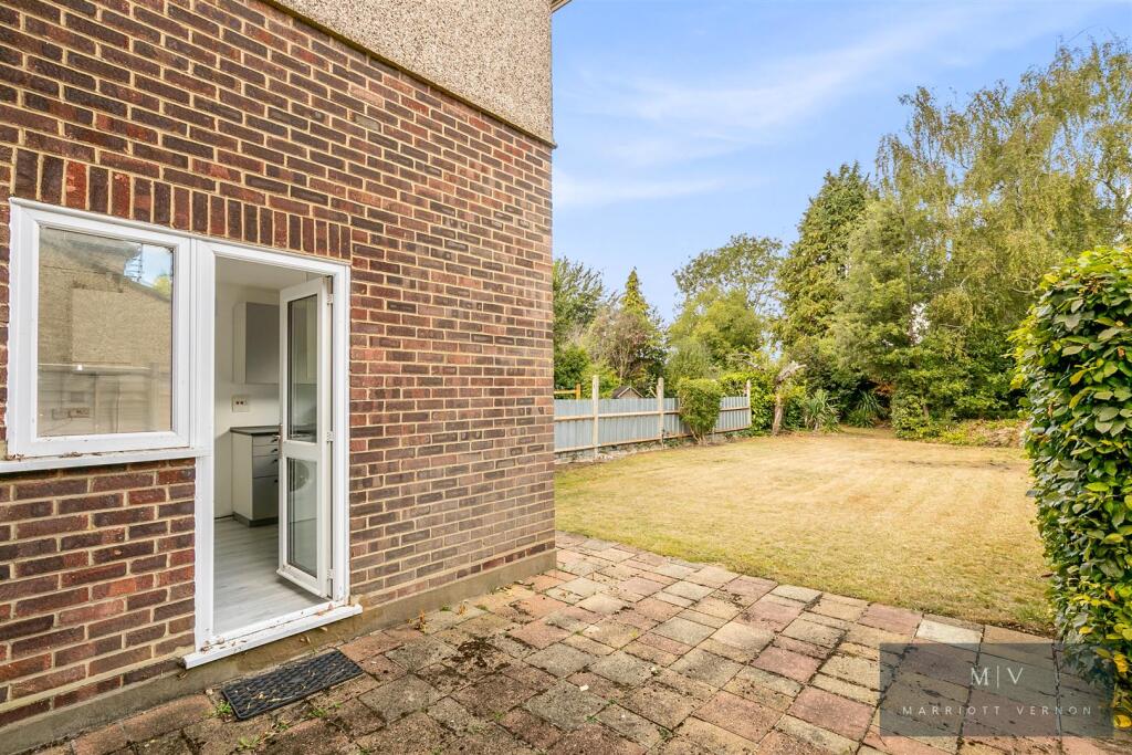 Lloyd Park Avenue 12B MV-10.jpg