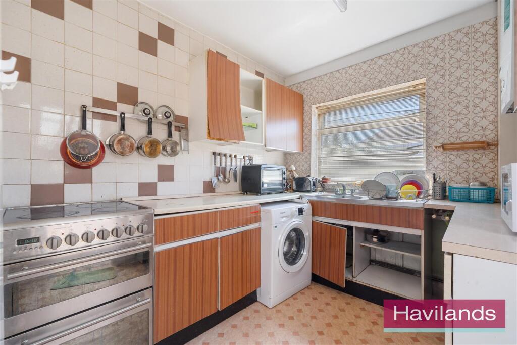 Rowantree Close-9.jpg