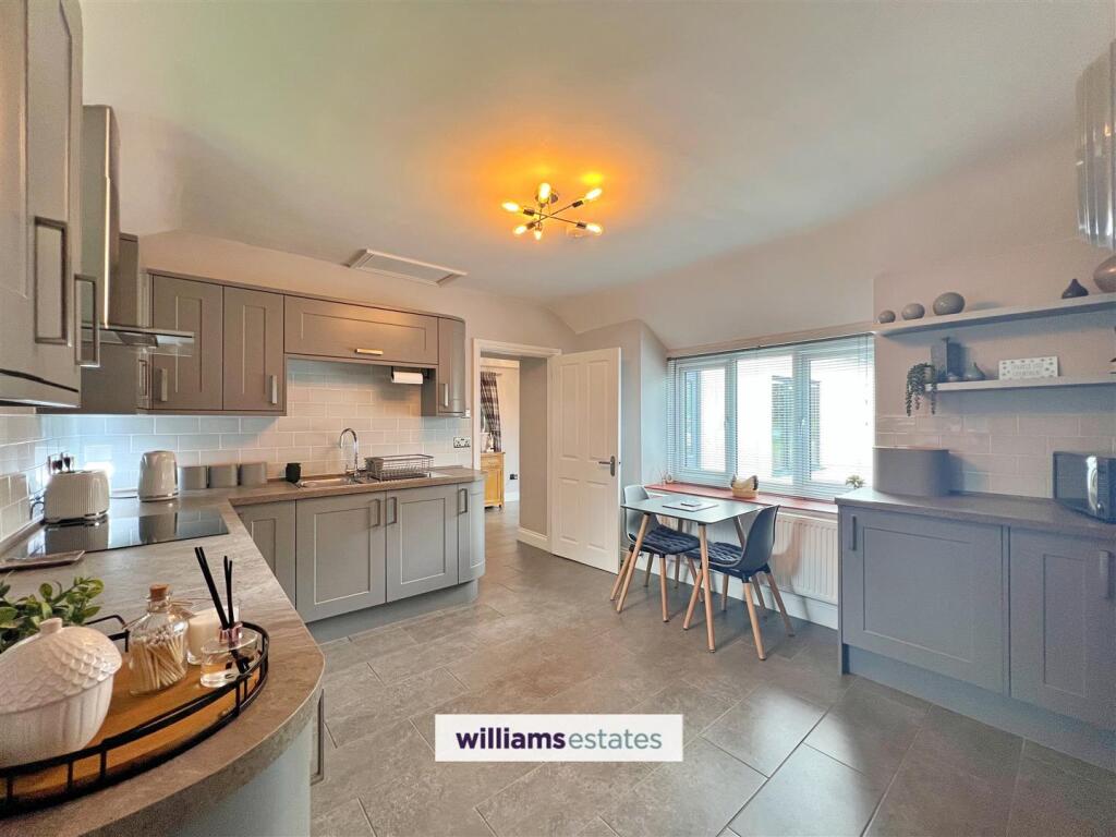 Annexe Kitchen