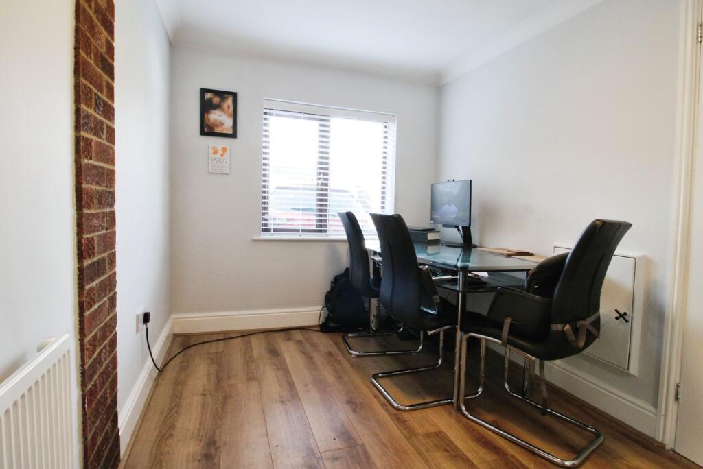 Office / Bedroom 3