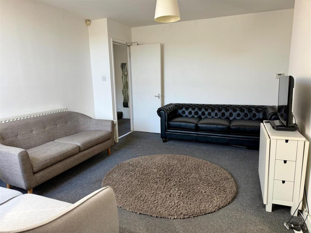 New lounge.jpg