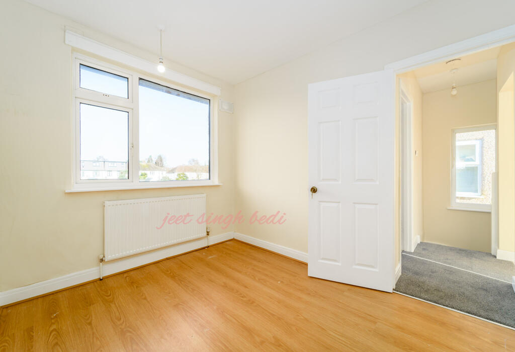 2ND BEDROOM 