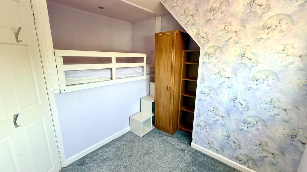 Bedroom 4 (View 1...