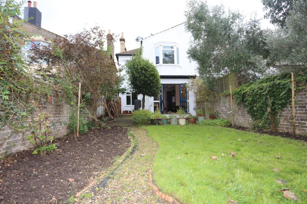 52 WALSINGHAM ROAD (6).JPG