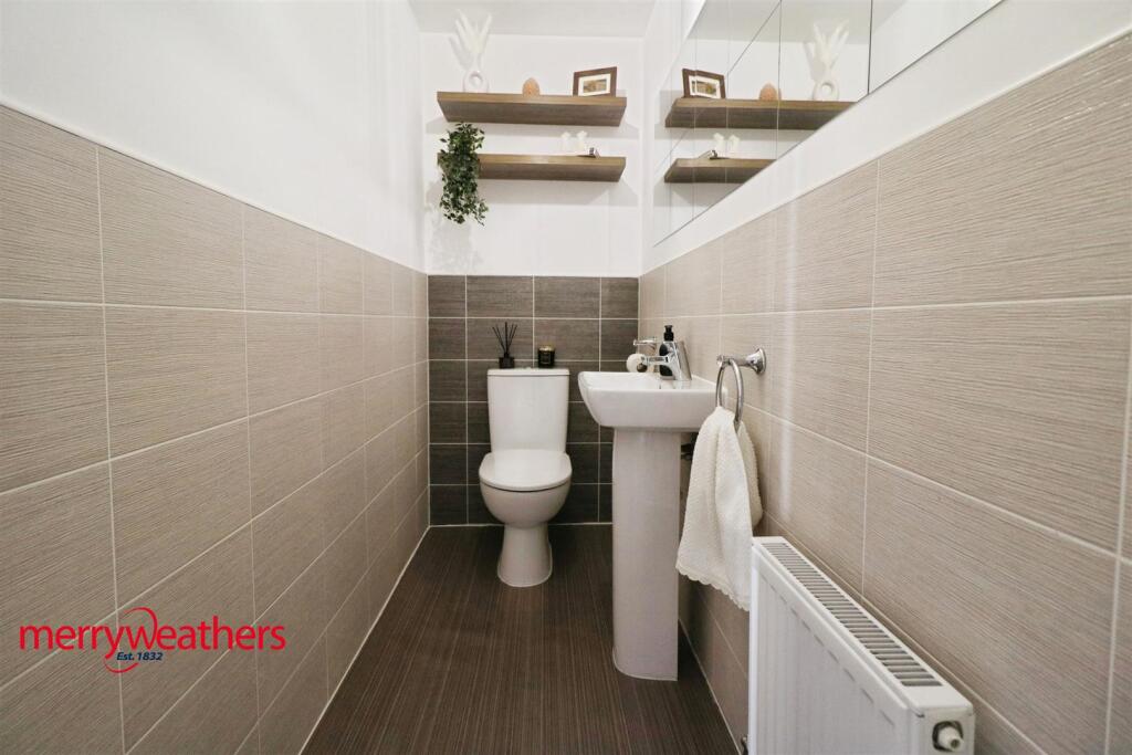 CLOAKROOM