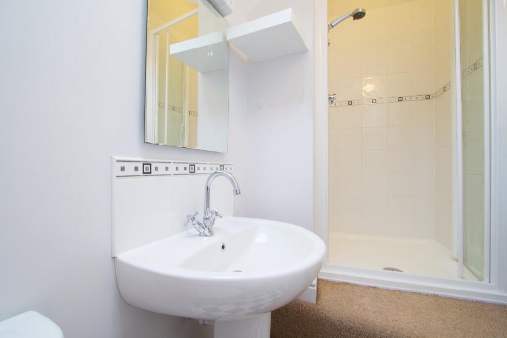 big_16937-grove-road