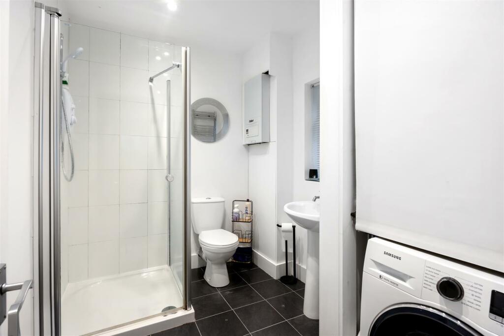 G/f Shower Room/WC