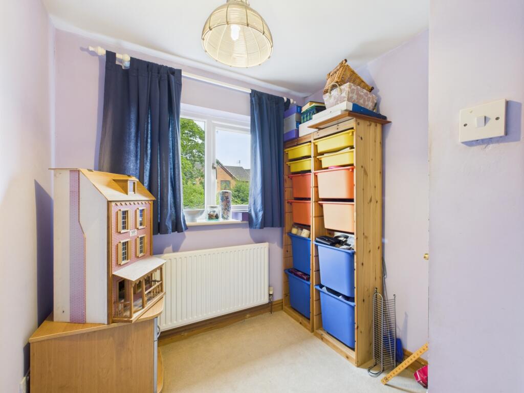 CAM03729G0-PR0110-STILL032