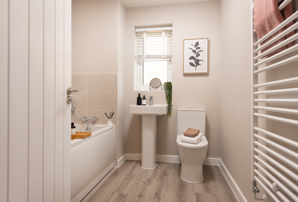 Lynford-Bathroom