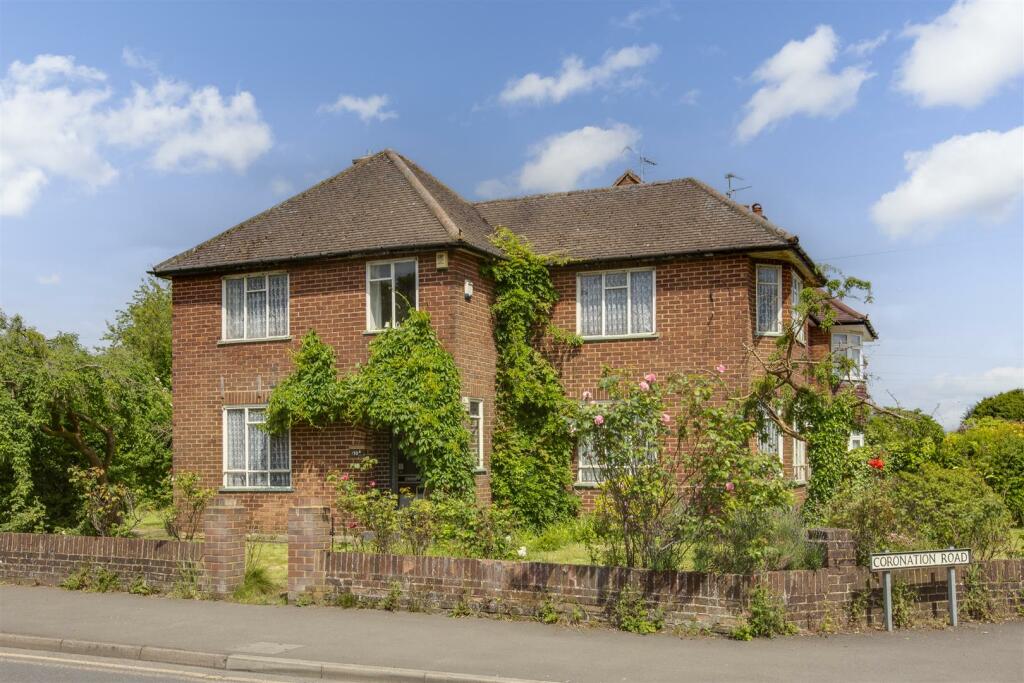 130A Cressex Road, HP12 4TZ-12.jpg