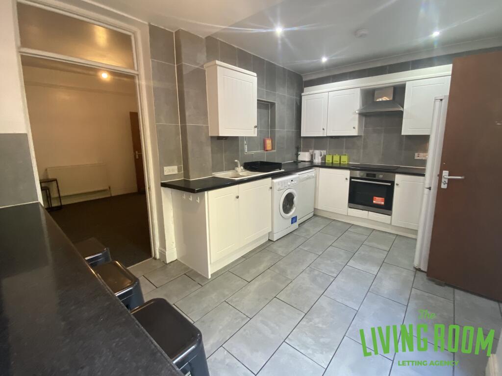 15S Kitchen 
