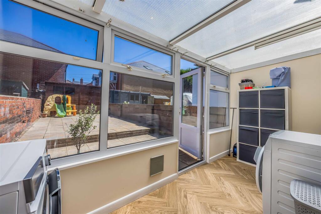 52 Whitworth Road, Fratton-Small-PorticoMarketing-