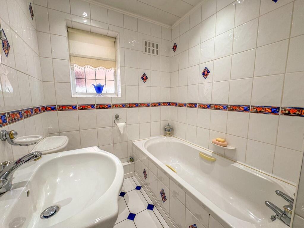 Lavenham Close - Image-14.jpg