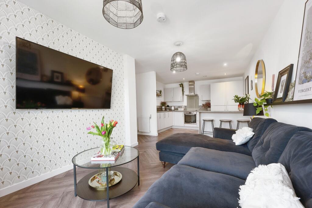 Lounge / Kitchen