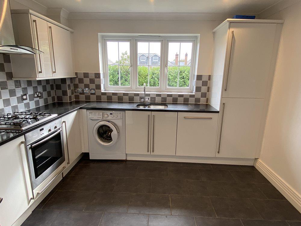 kitchen2.jpg