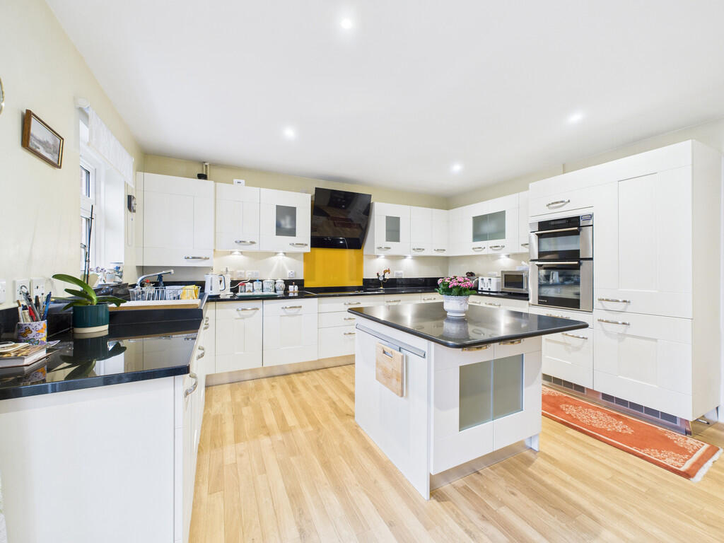 Kitchen1
