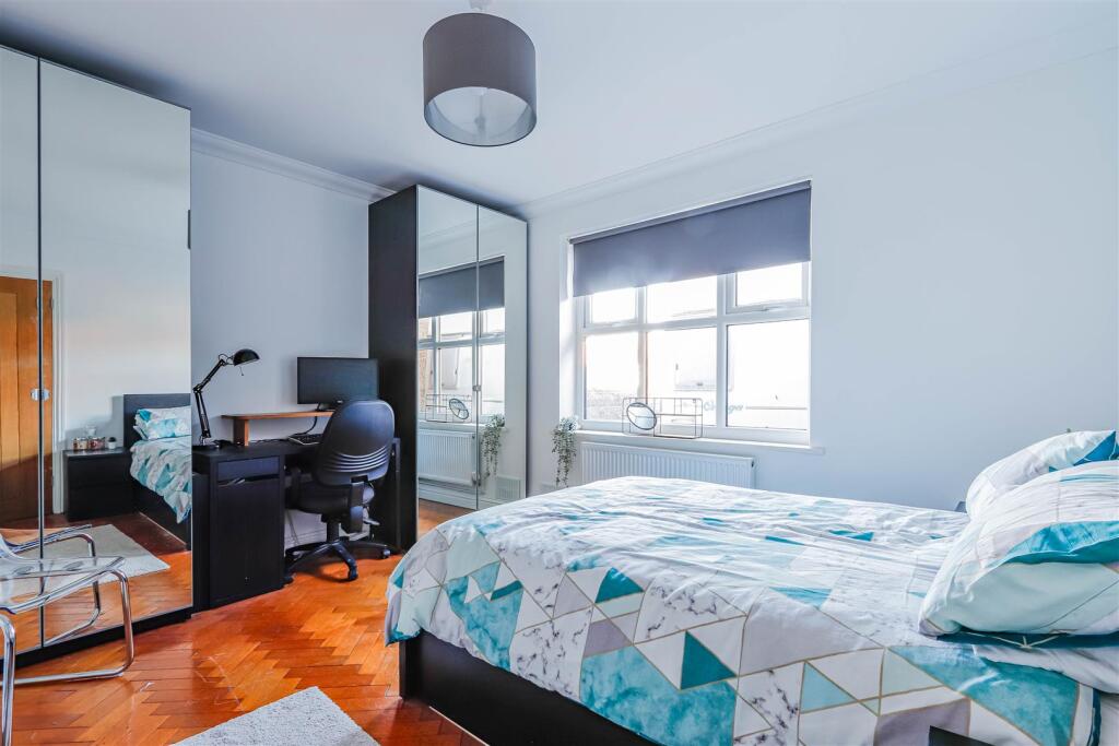 Pencoedtre Road -15.jpg