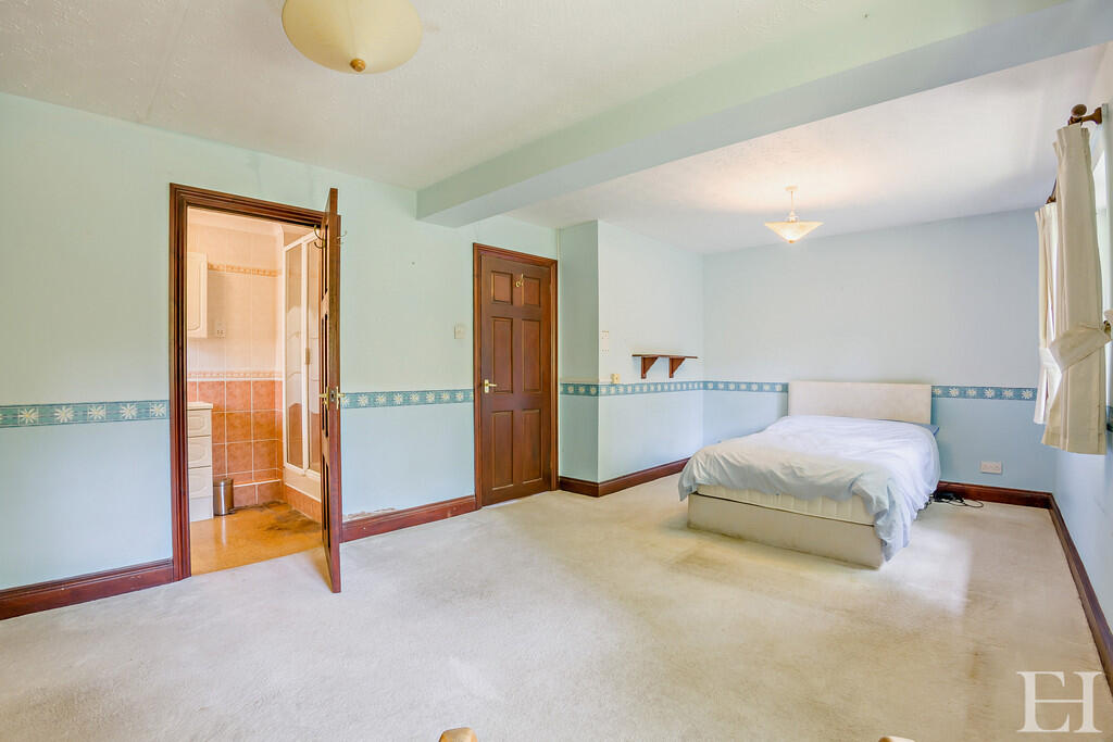 8652915-interiorW...