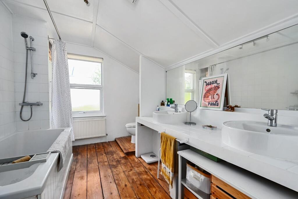 73 Shirley St BN3 (13).jpg