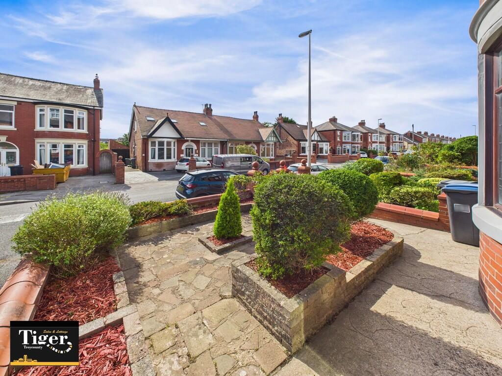 CAM03440G0-PR0415...