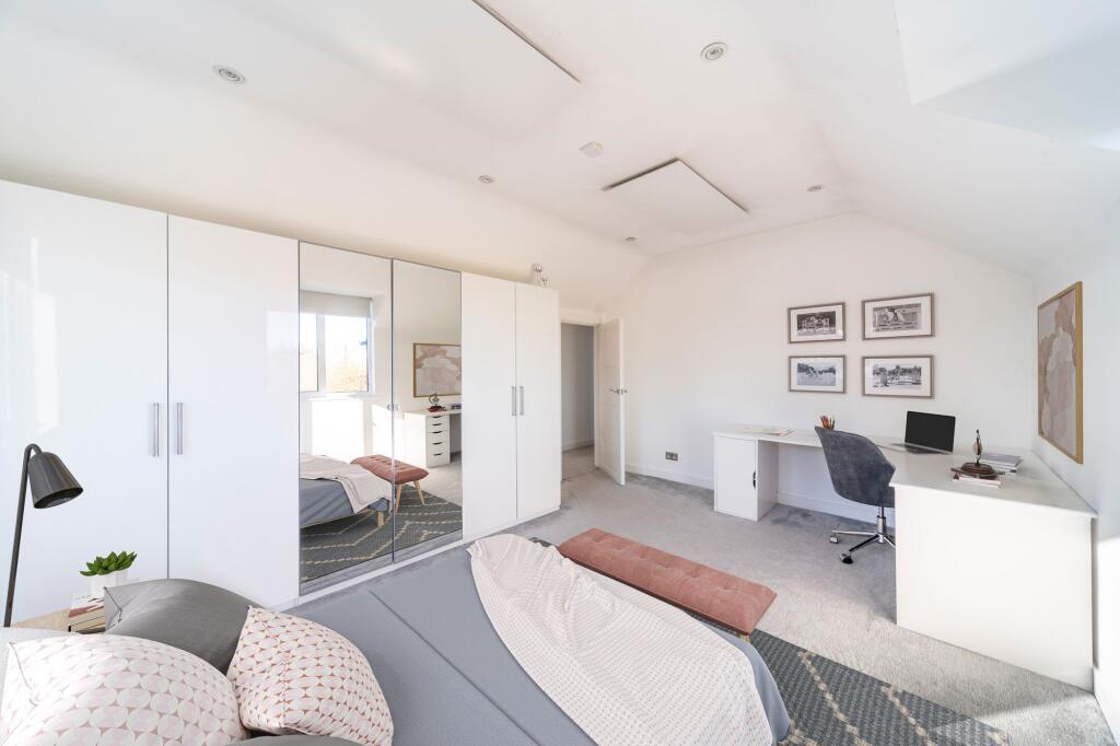 Bedroom 2 / Office