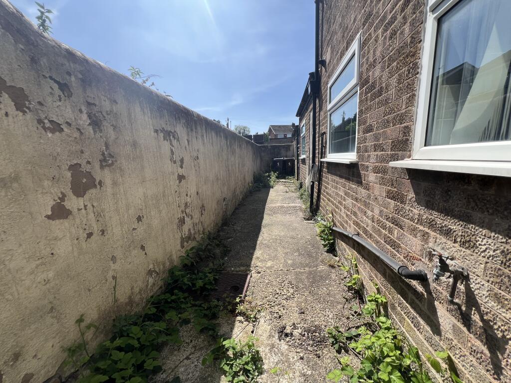 Rear Yard T202507301326.jpg