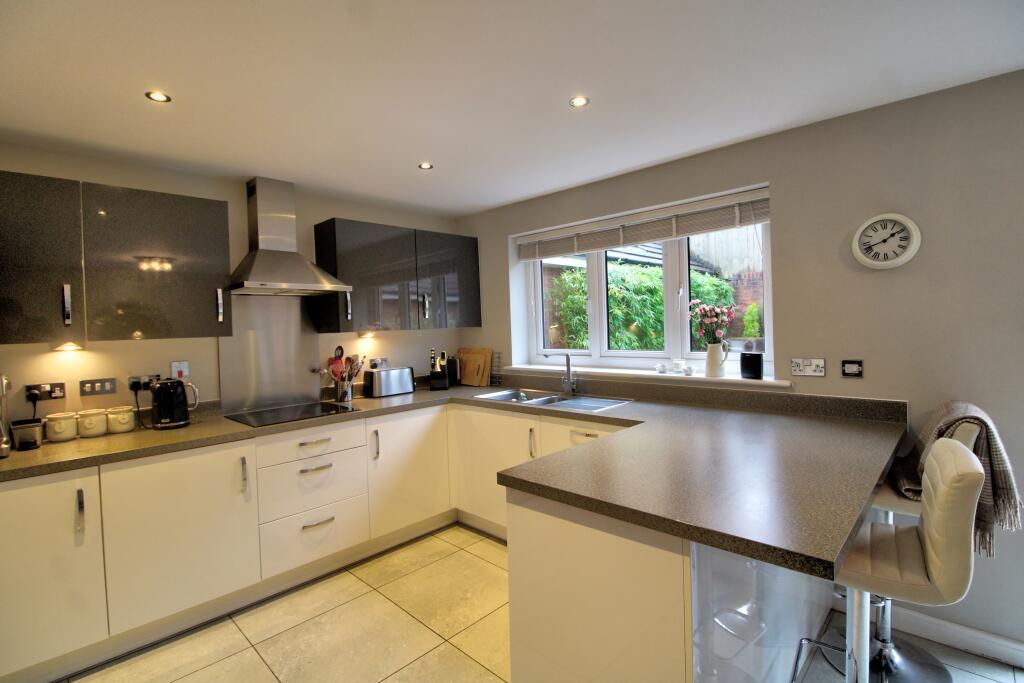 IMG_0446_7_8_Interior 4