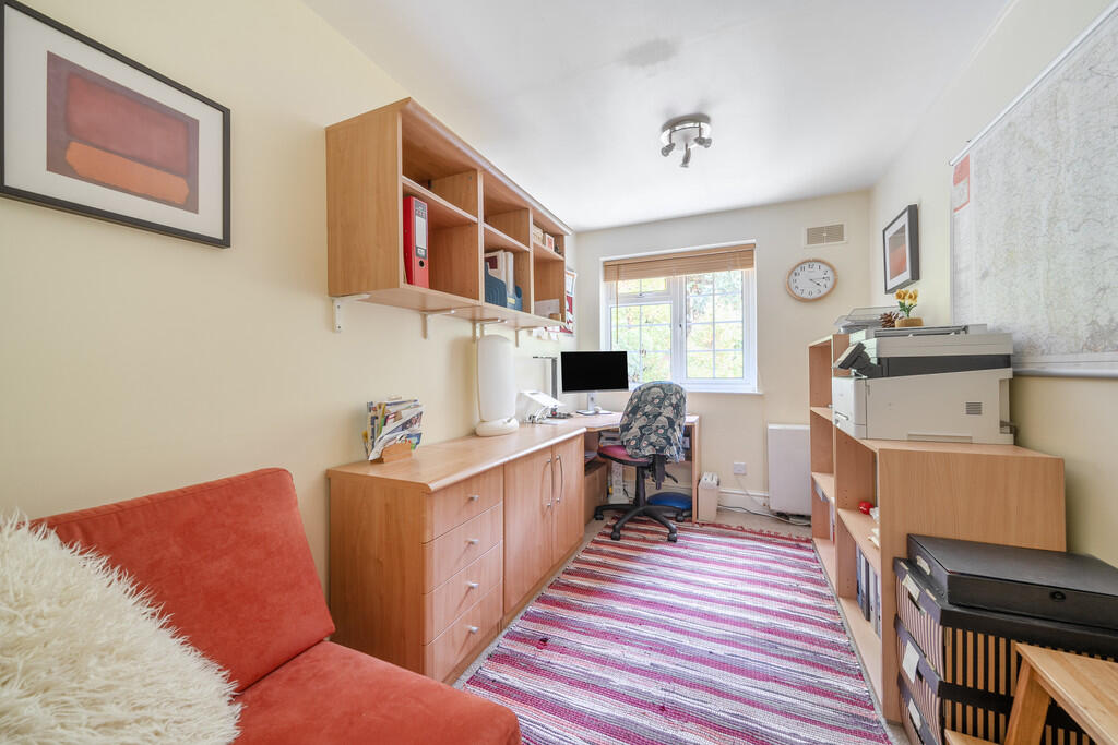 1361501-8-68e6d0c...