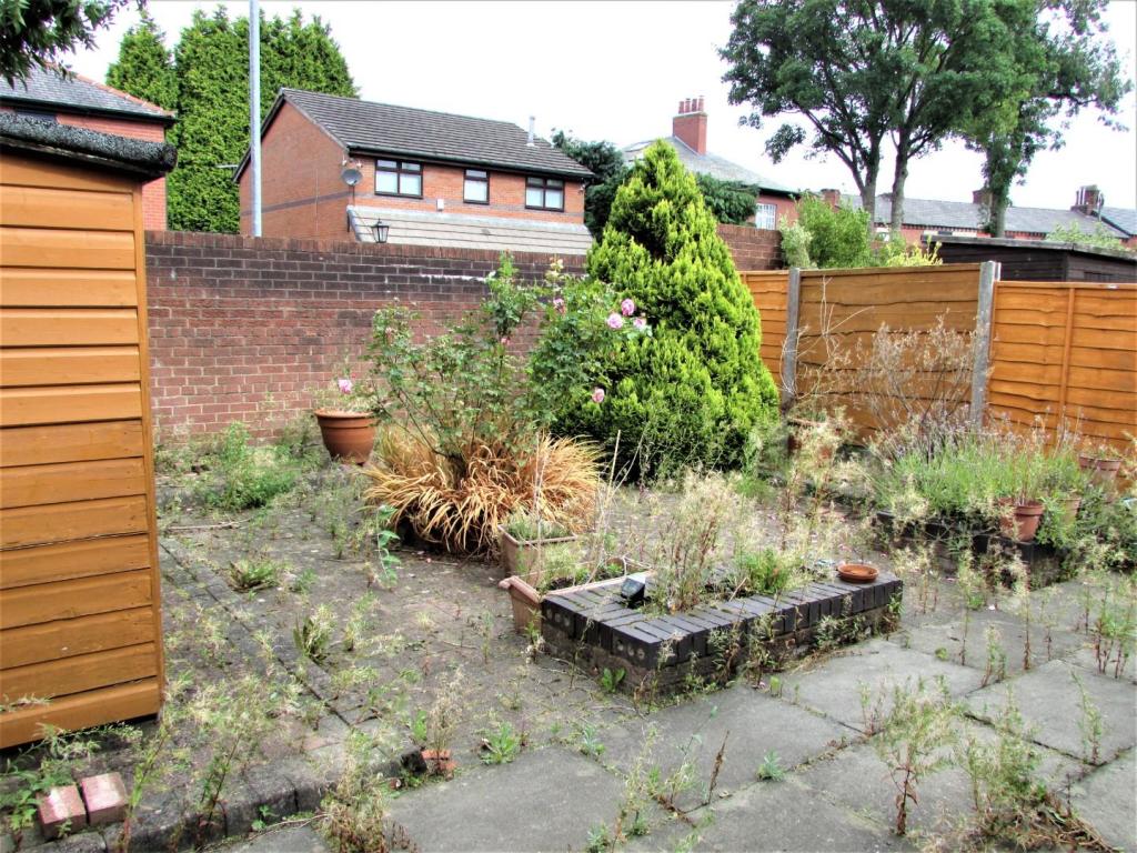 SilverbirchWay10gdn2.JPG