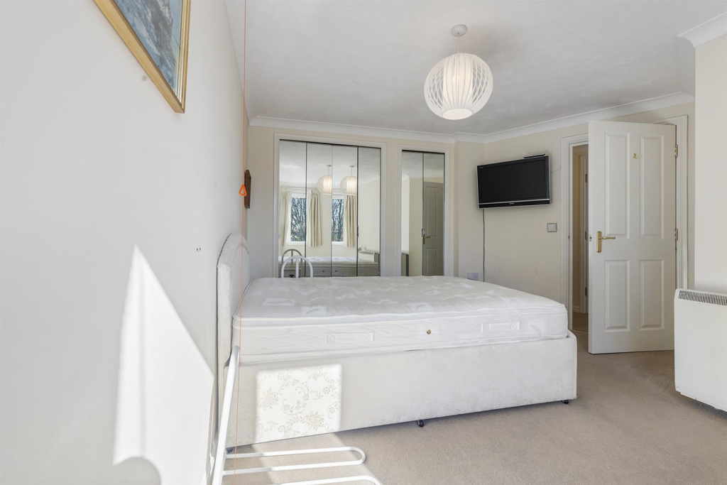 18 Fitzwilliam Court, Sheffield 10_297.png
