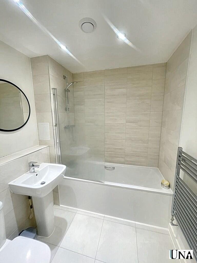 b33d0cd9-ff2f-48a...