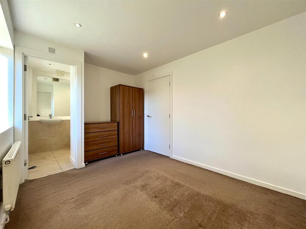 Bedroom 1 Aspect 3