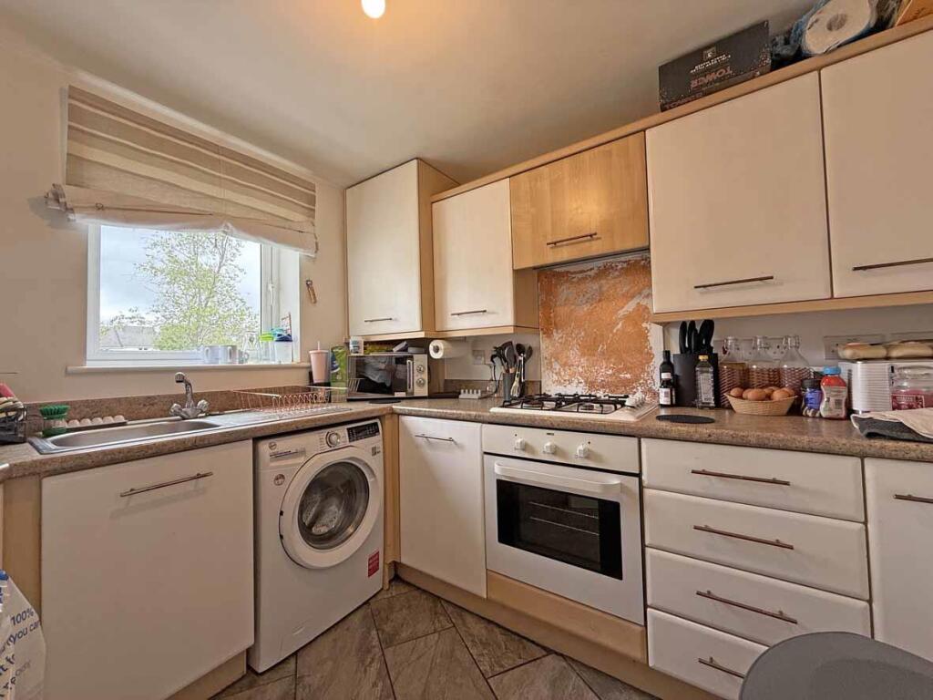 Samuel Bassett Avenue 6 - Kitchen.jpg