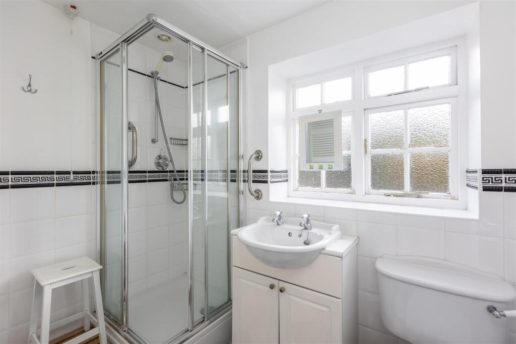 South Cottage Shower Room.jpg