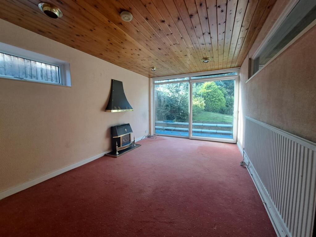 Lady Winefrides Walk, Northampton