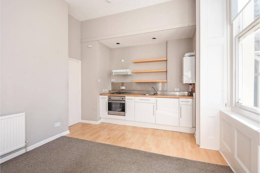 Kitchen/Lounge